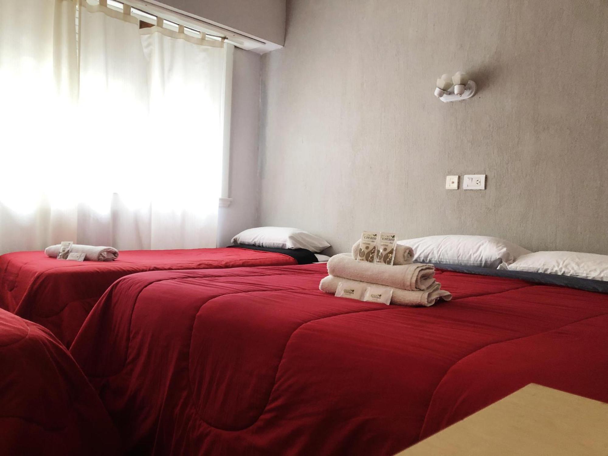 Hotel Tirol Мар-дель-Плата Екстер'єр фото